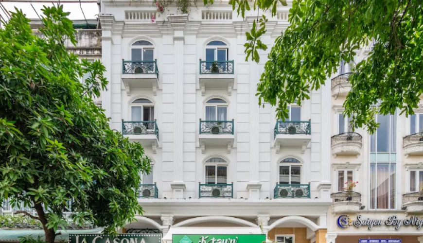 Khách sạn Quận 7 có dịch vụ đưa đón sân bay tiện lợi & riêng tư