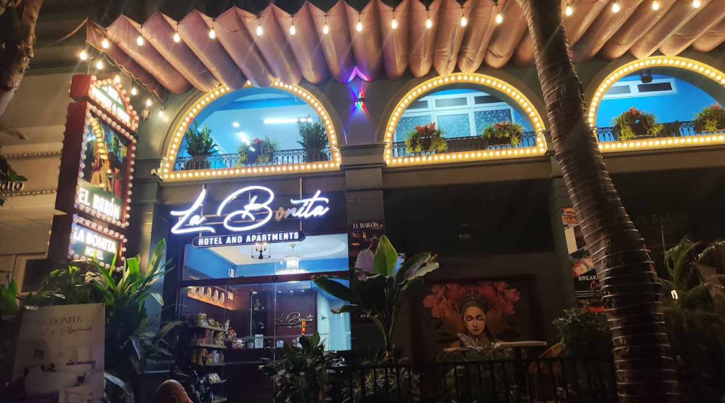 Khách sạn gần Sky Garden Quận 7 – Lựa chọn lưu trú tiện nghi chỉ vài phút di chuyển