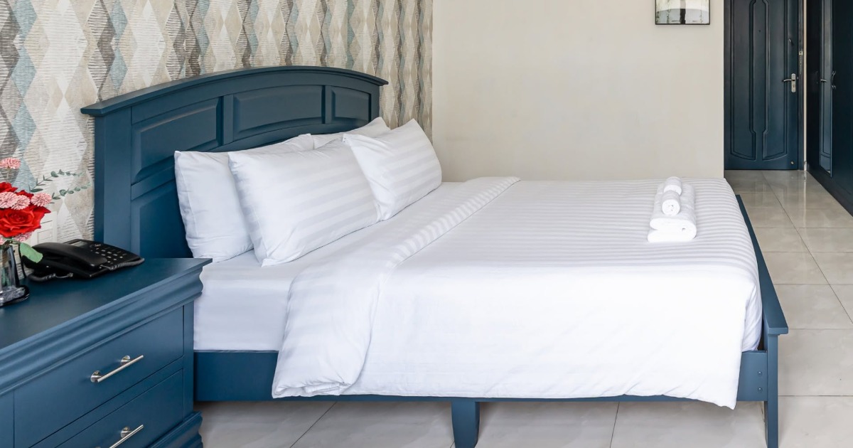 Khách sạn có đưa đón sân bay TPHCM chuyên nghiệp – Sol Group
