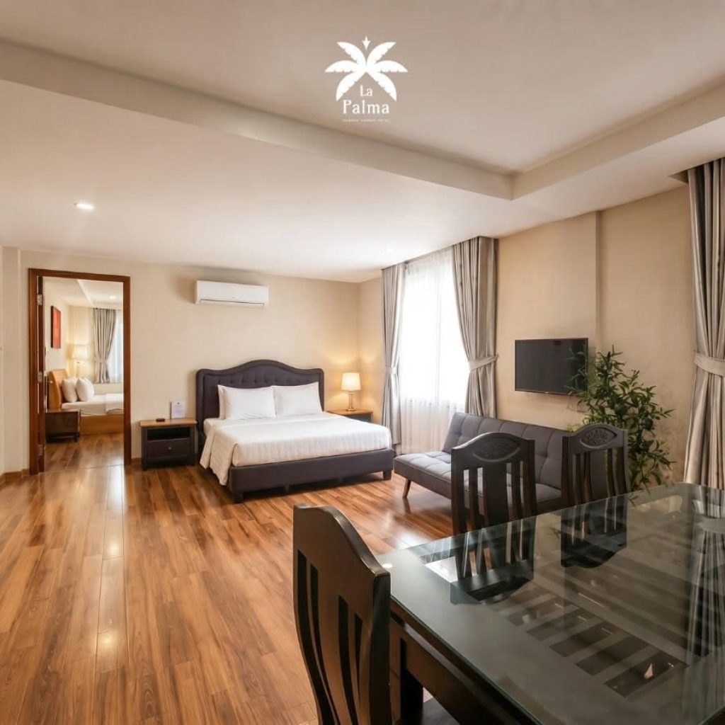 Không gian phòng suite gia đình rộng rãi tiện nghi tại La Palma Phú Mỹ Hưng