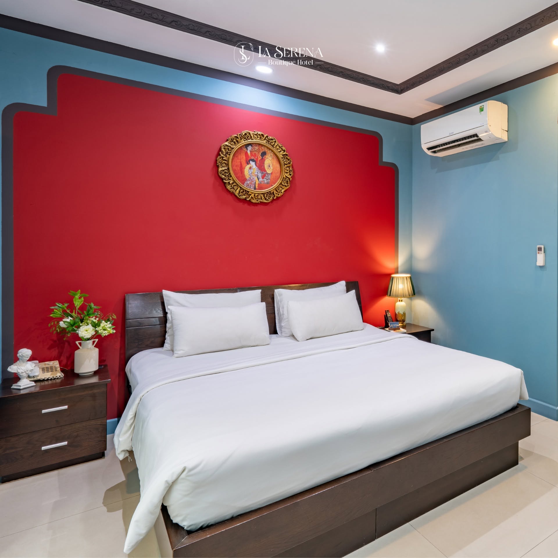 Không gian yên tĩnh, thiết kế tối giản và ngập tràn ánh sáng tự nhiên