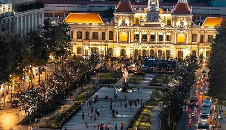 Hotel Near Nguyen Hue Walking Street: Lưu Trú Gần Phố Đi Bộ Có Gì Thuận Tiện?
